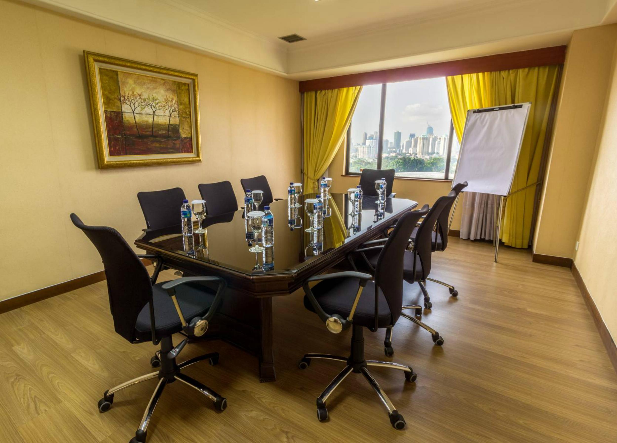 Artotel Gelora Senayan Джакарта Екстериор снимка