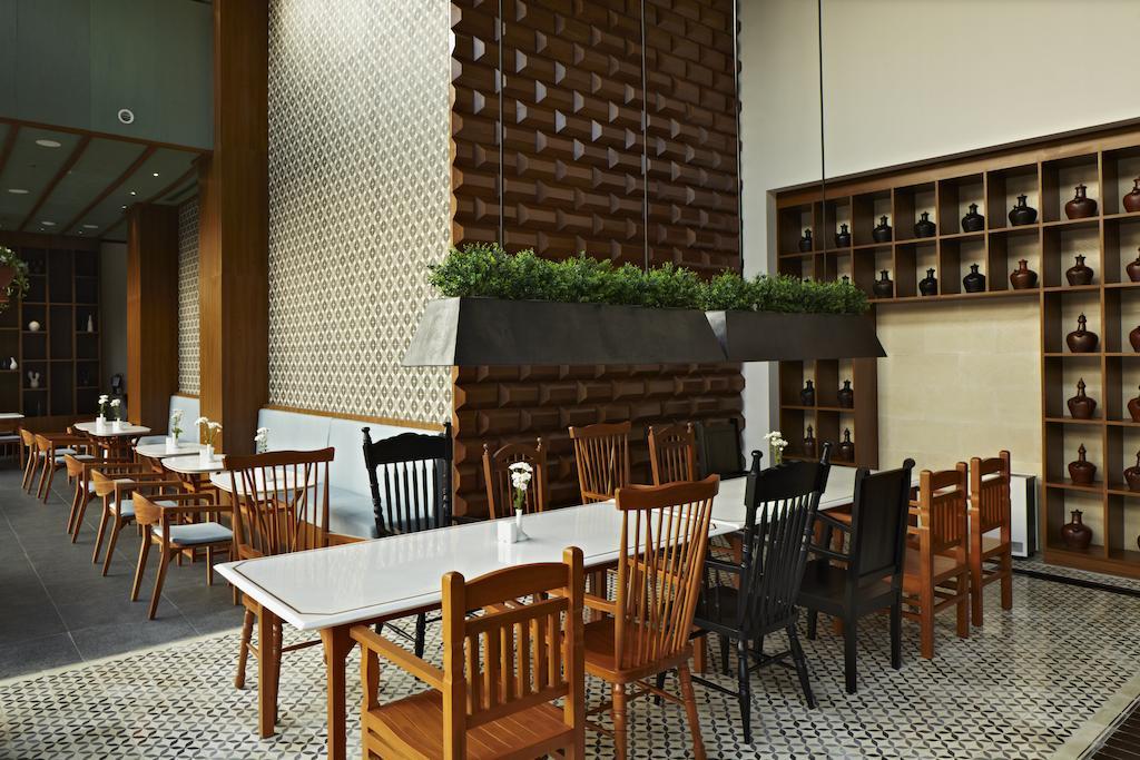 Artotel Gelora Senayan Джакарта Екстериор снимка