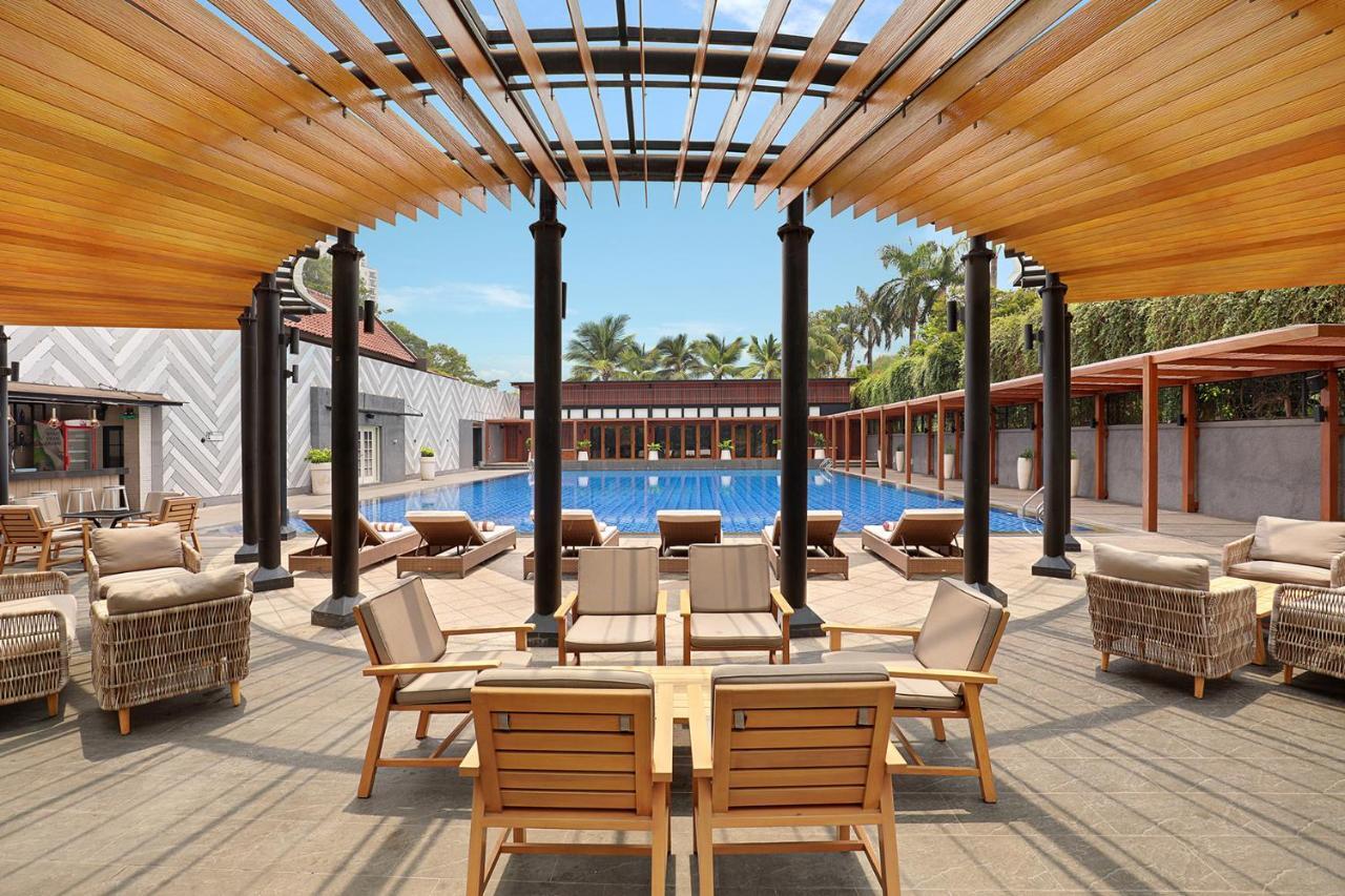 Artotel Gelora Senayan Джакарта Екстериор снимка